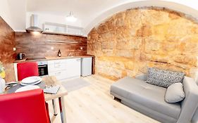 Pilsen apartment